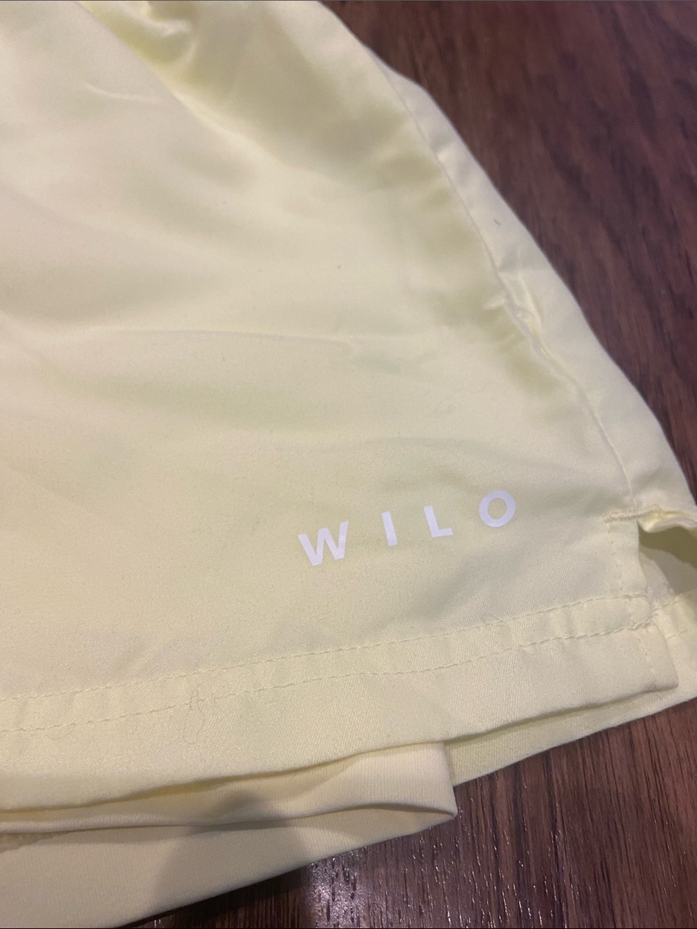 Wilo butter Yellow Women’s Athletic Shorts size XS - Picture 2 of 5